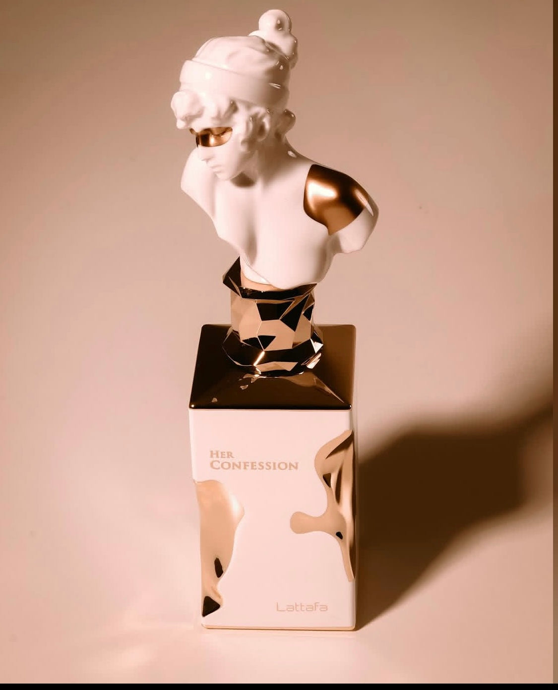 Her confession ( unboxed