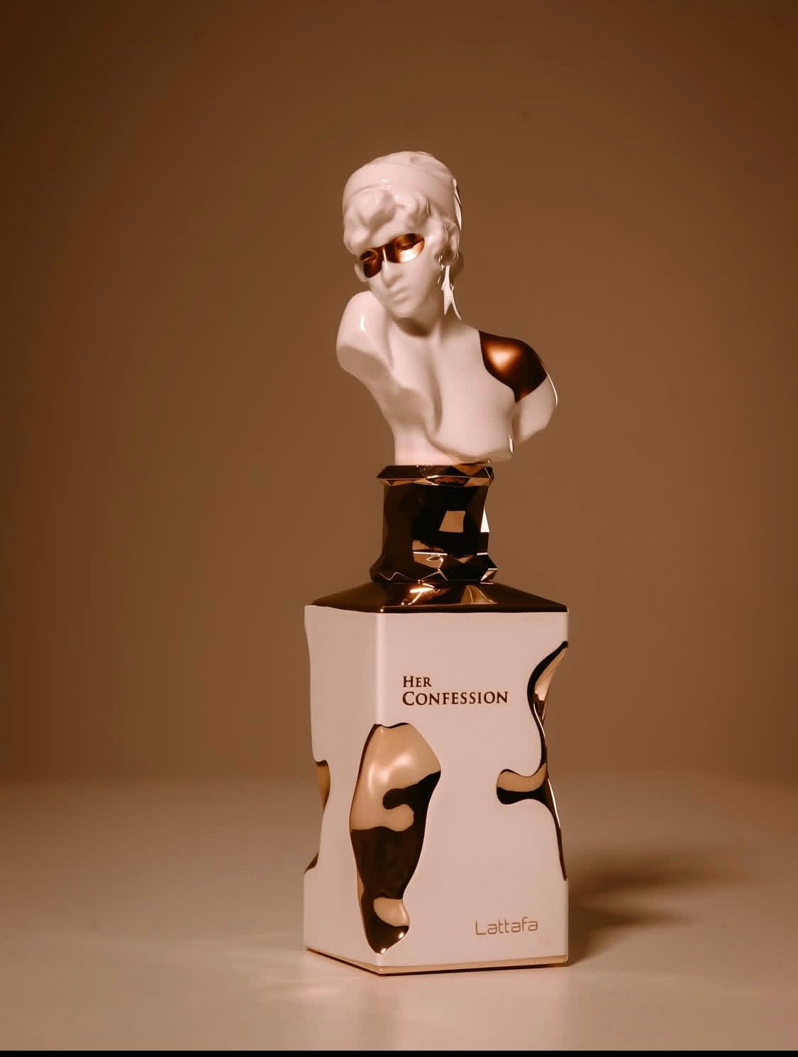 Her confession ( unboxed